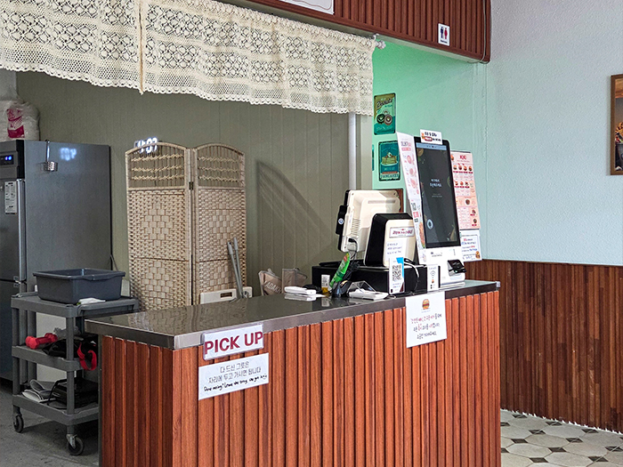 충청남도 서산시 서산버거 루바월 3.jpg