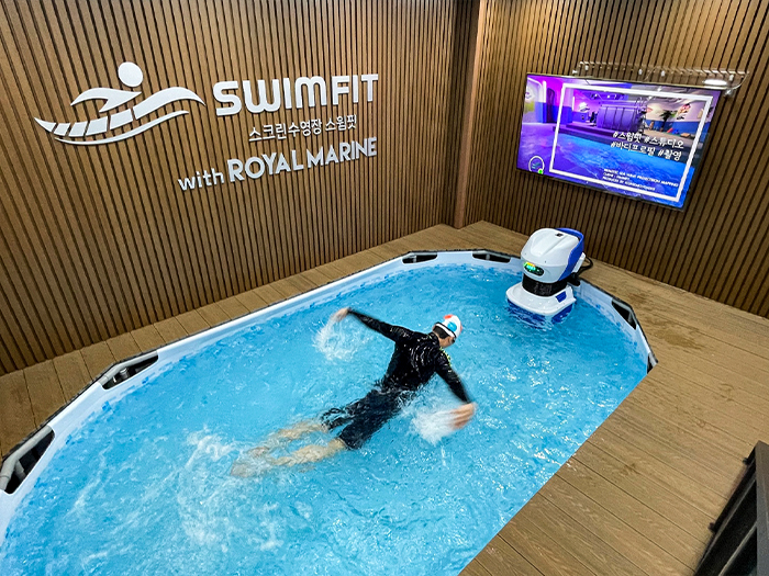 스윔핏 합성목재 데크 1.JPG