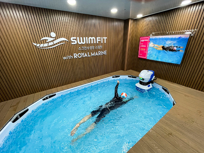 스윔핏 합성목재 데크 5.JPG