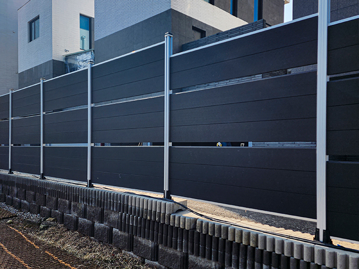 경기도 용인시 전원주택 합성목재 BIY 휀스 2.jpg