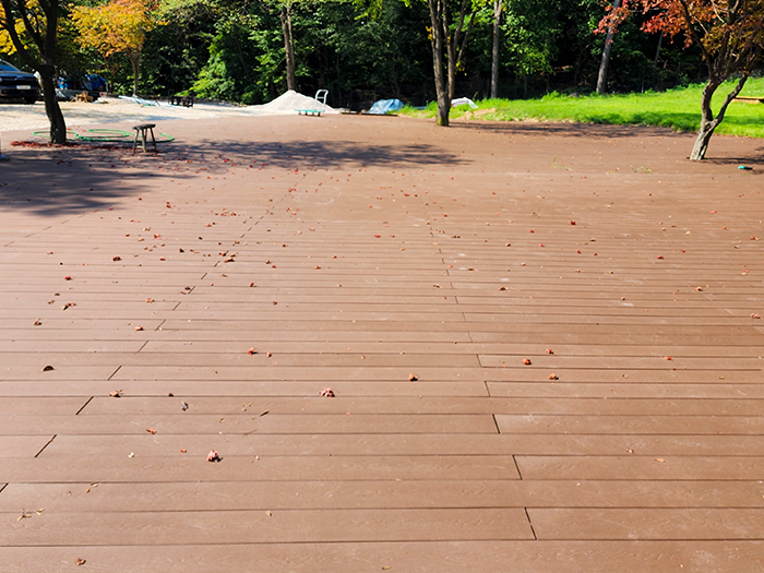 경기도 포천시 스테이수목원 합성목재 데크 3.JPG