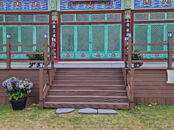 경북 구미시 도선사 합성목재 휀스 3.jpg