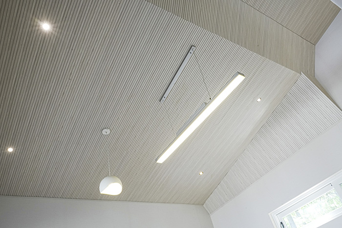 강원도 홍천군 풀빌라 합성목재 루바월 NL001 화이트오크 3.jpg