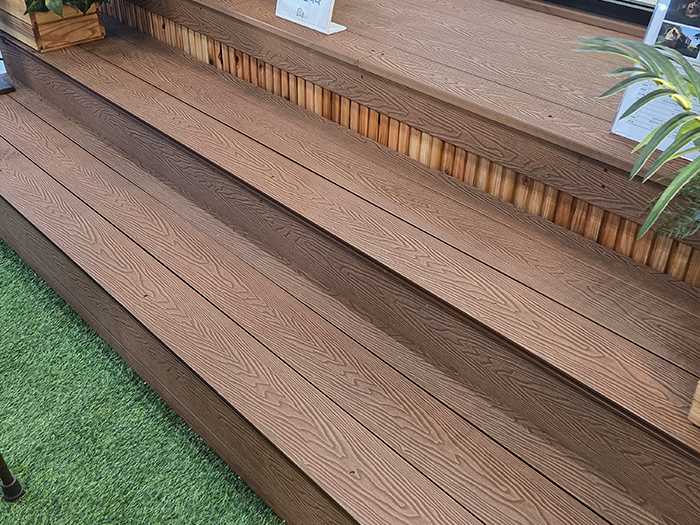 전시장 모델하우스 합성목재 데크 2.jpg