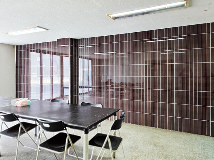 충청남도 서산시 공장 구내식당 쿼츠보드 NQT07 딥 브라운 2.jpg