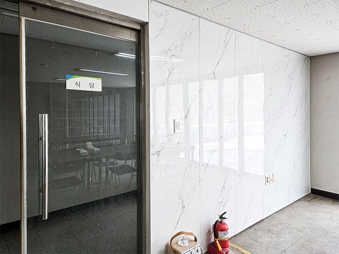 충청남도 서산시 미네랄월 NMW05 이탈리안화이트 1.jpg